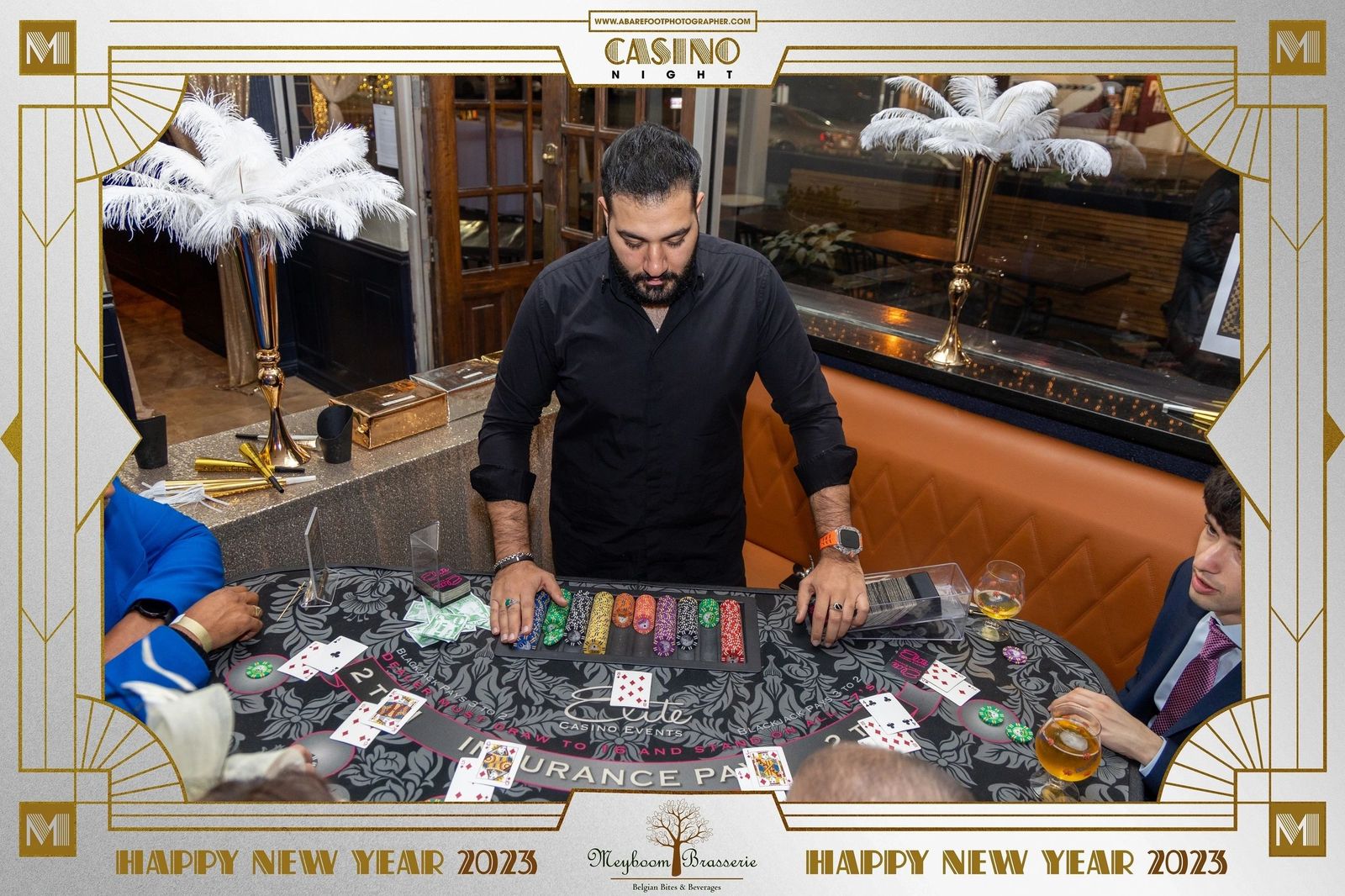 Guests playing blackjack during the New Year's Eve 2023 casino night at Meyboom Brasserie