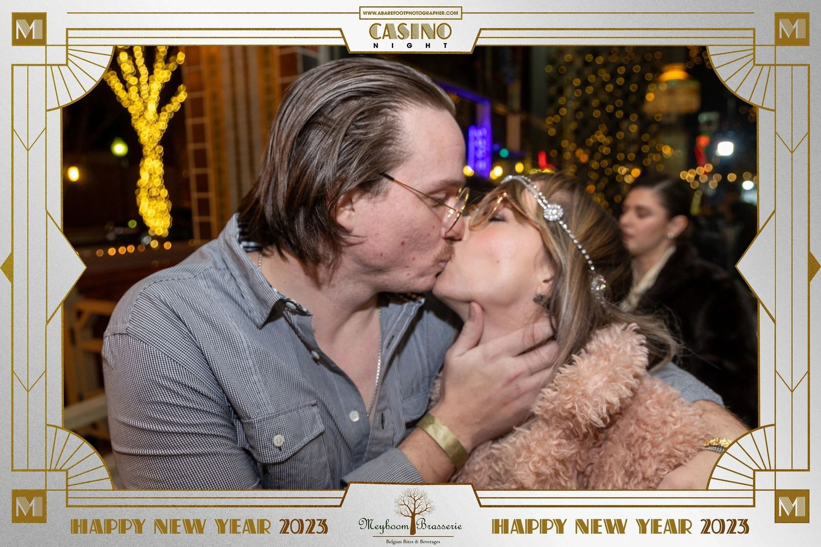 A couple at the party during the New Year's Eve 2023 casino night at Meyboom Brasserie